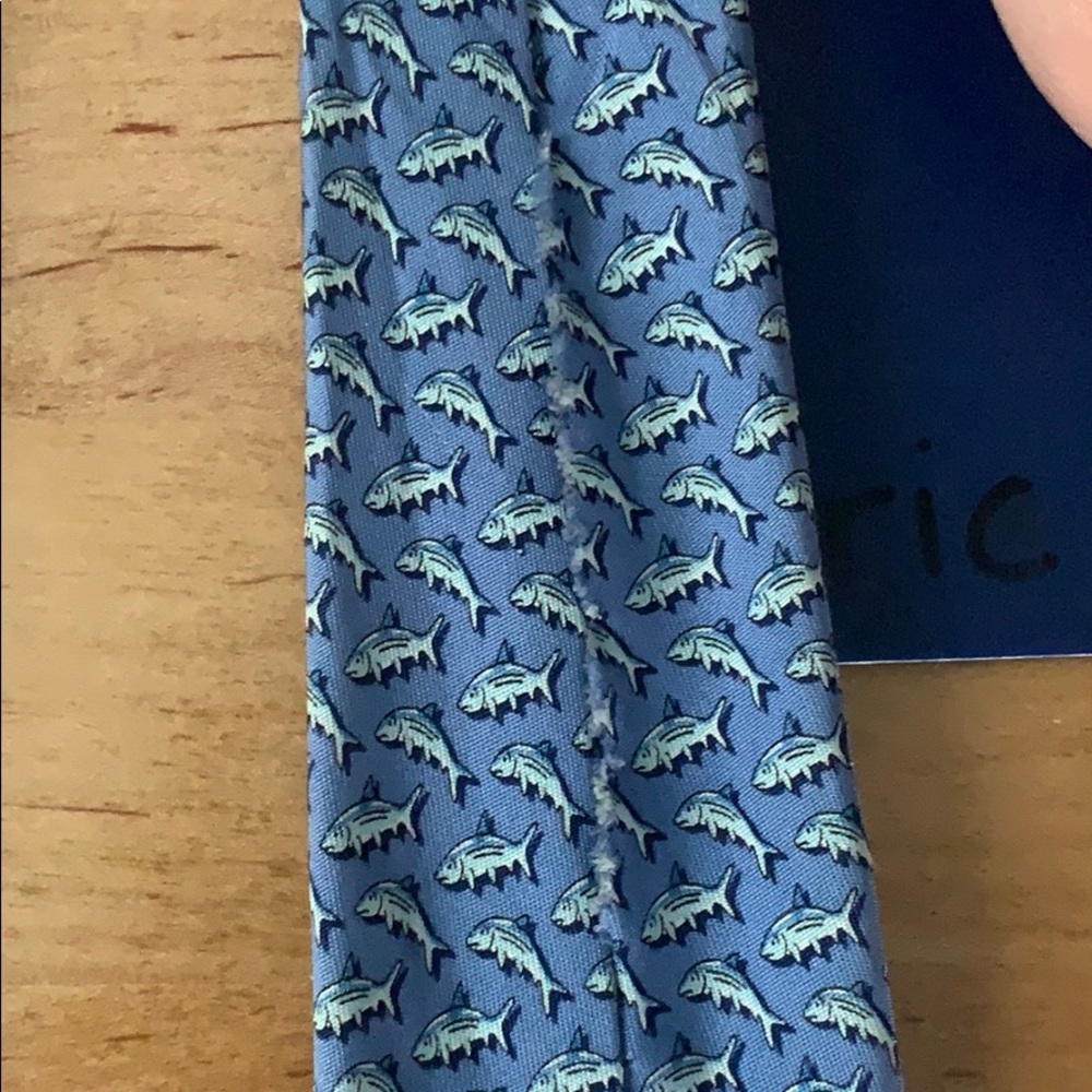 Vineyard Vines Tie - Picture 5 of 5